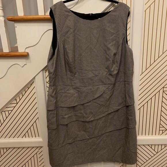 Dress Barn Dresses & Skirts - Dressbarn Sleeveless Dress